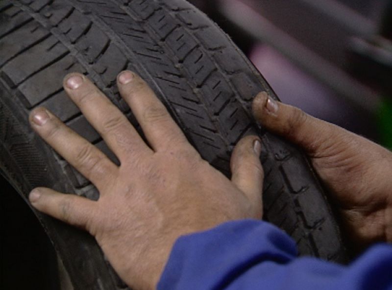 El Ministerio de Industria se reune con fabricantes de neumáticos para hacer un catálogo de las ruedas más eficientes