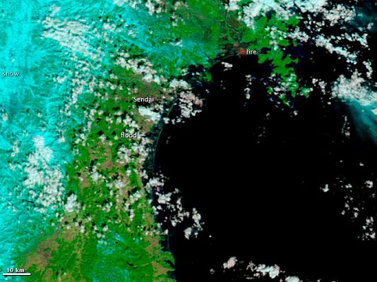 Telediario 1 - El tsunami se traga pueblos