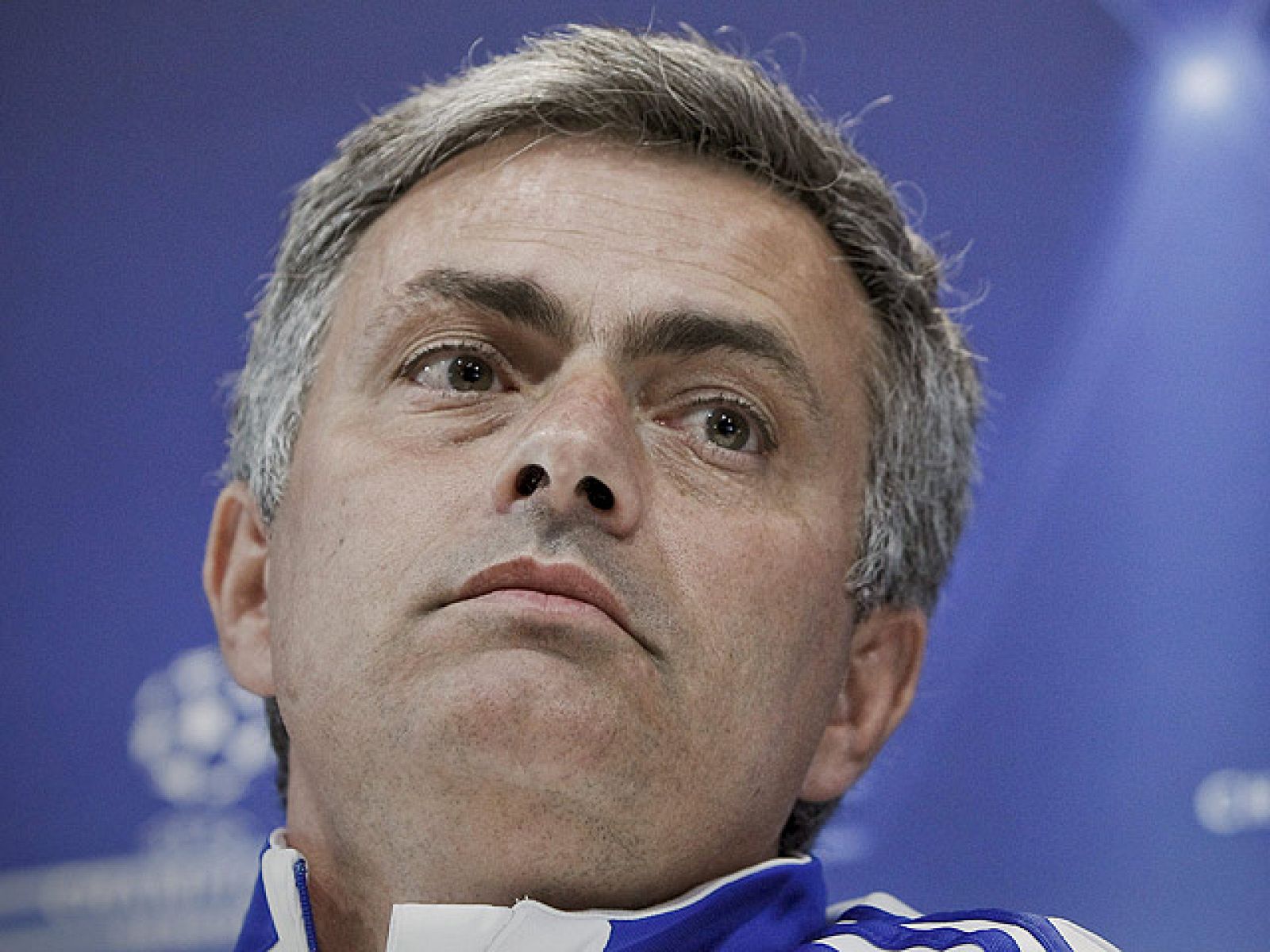 El entrenador del Real Madrid, Jose Mourinho, ha asegurado que el Real Madrid no debe "obsesionarse" con la décima Copa de Europa.