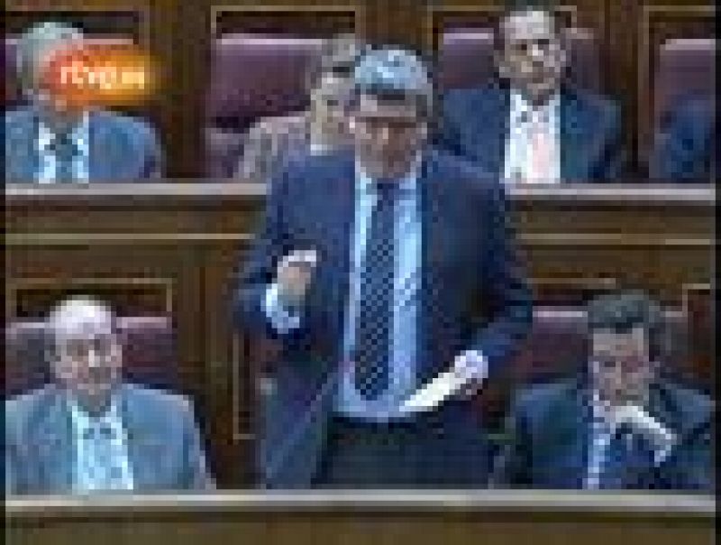El PP vuelve a pedir la dimisión de Chaves por Mercasevilla y el vicepresidente ataca con Gürtel