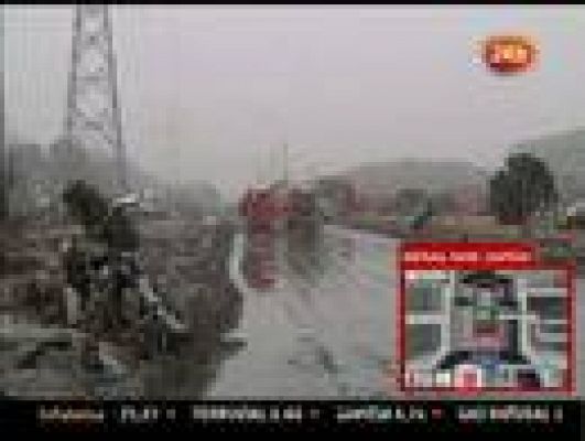  - La nieve dificulta las labores de rescate en el norte de Japón