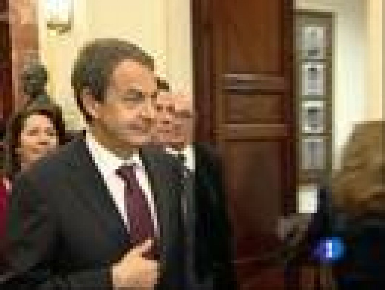 Zapatero confirma la revisión de las centrales nucleares
