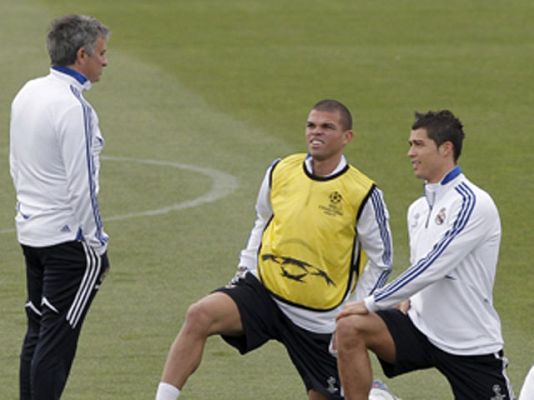 Telediario 1 - El Real Madrid ya está concentrado