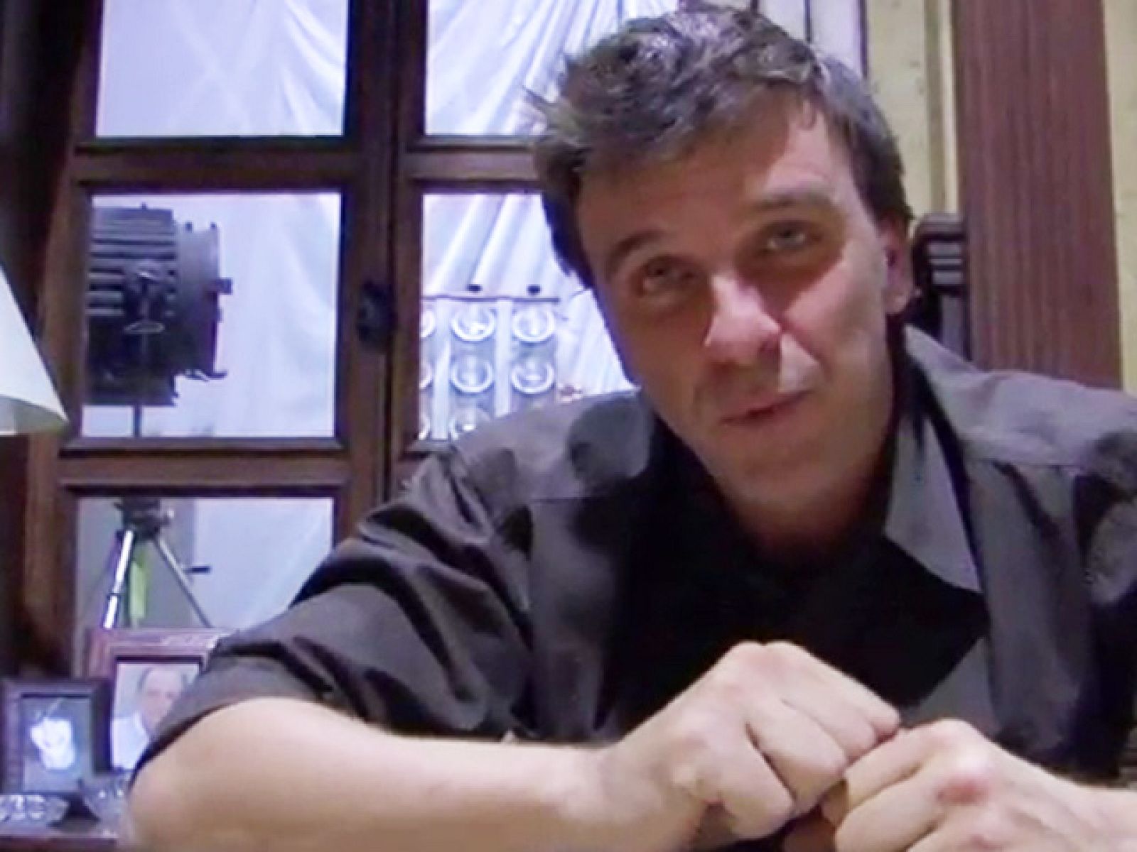 Gran Reserva - Armando del Río es Gustavo Arístides - Gran Reserva | Ver