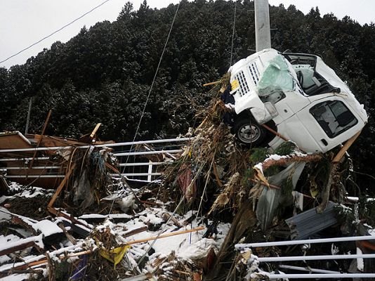 Telediario 1 - Historias dramáticas detrás de la tragedia en Japón
