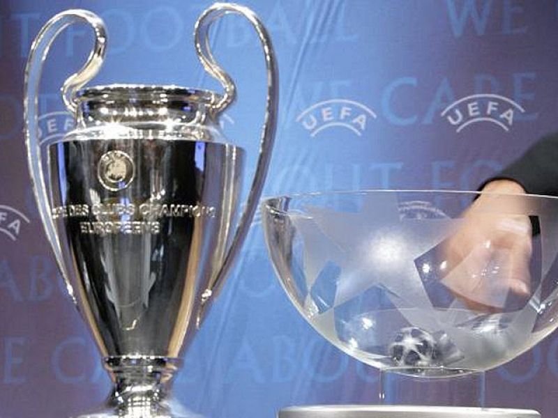 Este viernes en Nyon se llevará a cabo el sorteo de los cuartos de final de la Champions. Un sorteo puro y con mucho morbo, porque podría deparar un Madrid-Barça. Además de los dos equipos españoles, estarán en el bombo el Manchester United, Chelsea,