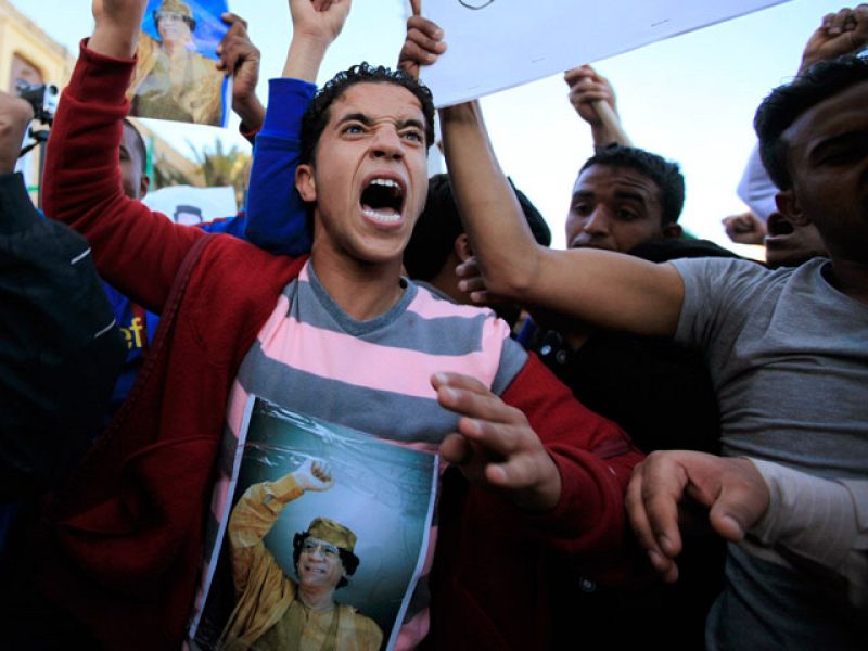 Tras la resolución de la ONU, Gadafi ha declarado un alto el fuego