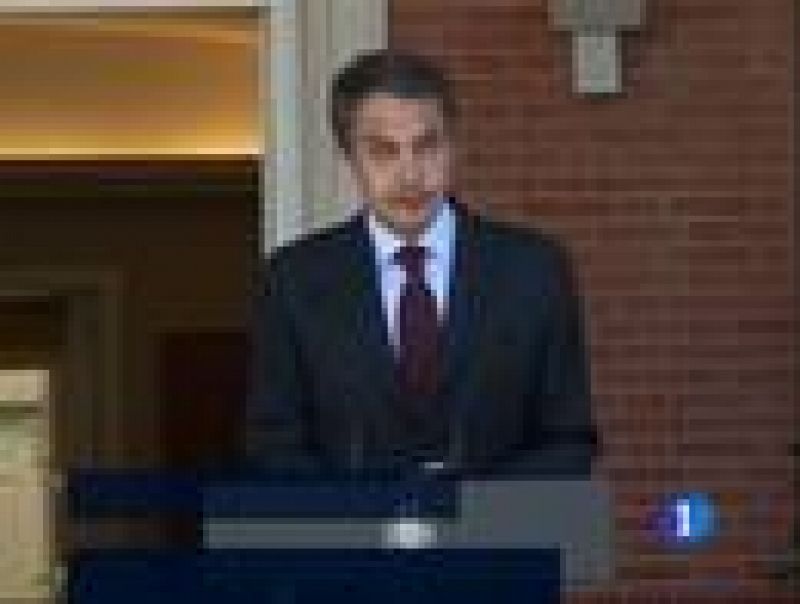 Zapatero ha anunciado que España tendrá una contribución importante en la internvención militar en Libia