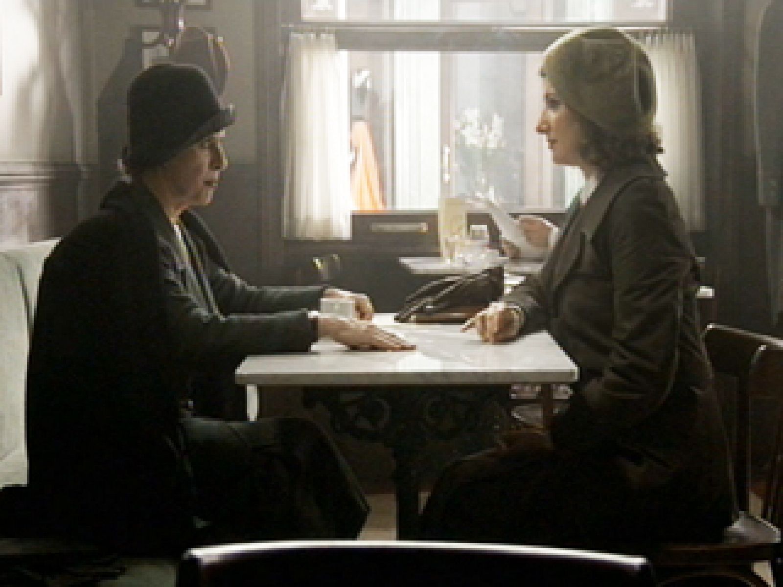 14 de abril. La República - Amparo se encuentra con su madre - 14 de abril. La República | Ver