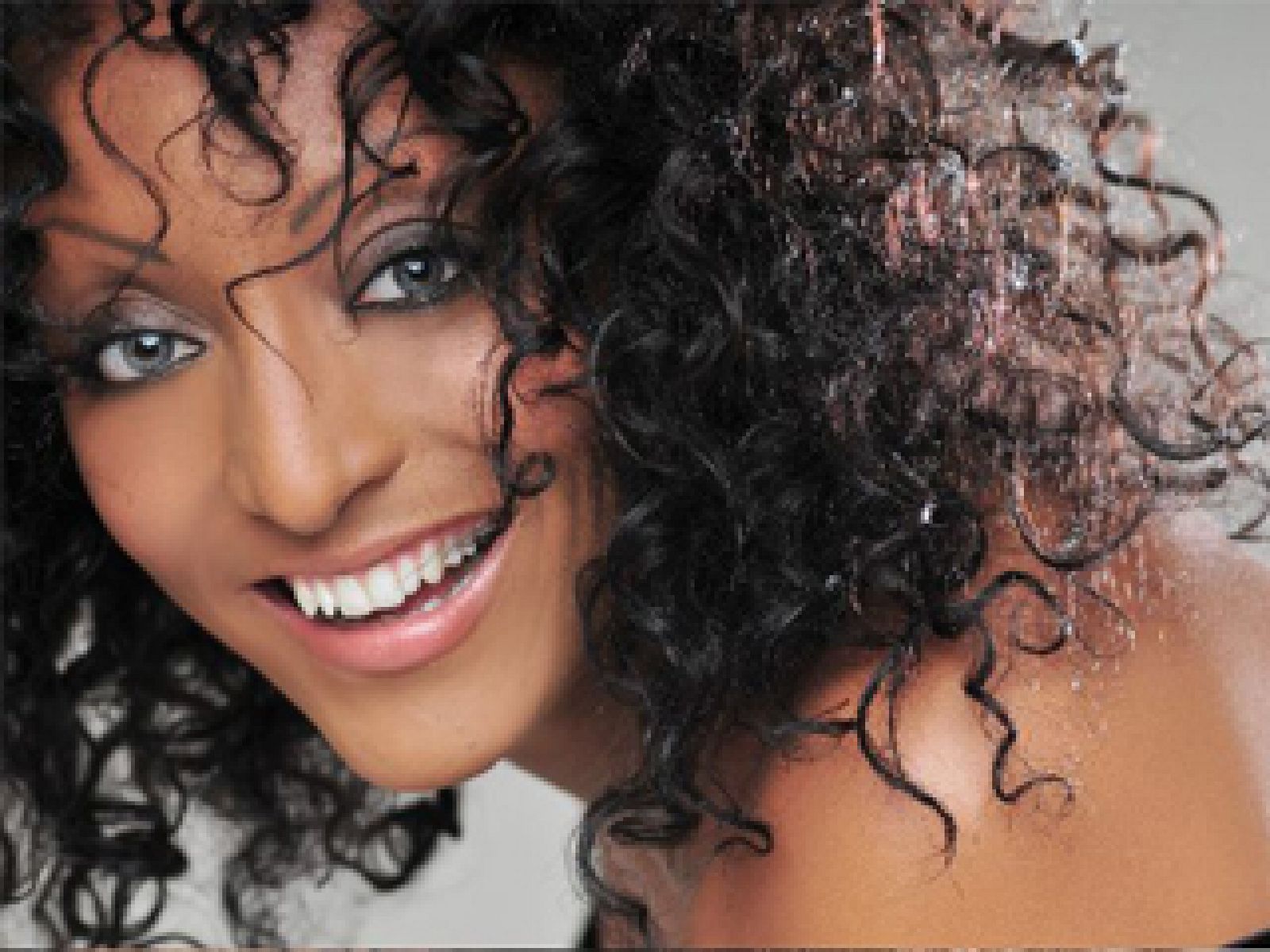 Eurovisión 2011 - Senit representa a San Marino con "Stand by" - Eurovisión | Ver