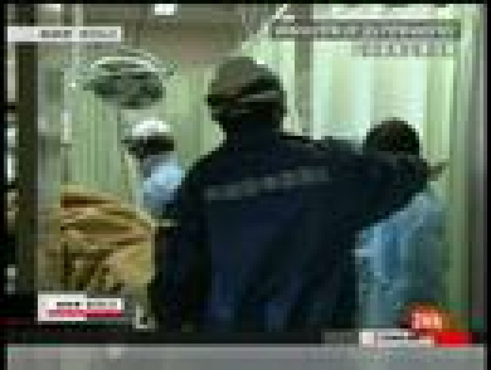 Rescatan a un joven tras 8 días atrapado bajo los escombros - Informativo 24h | Ver