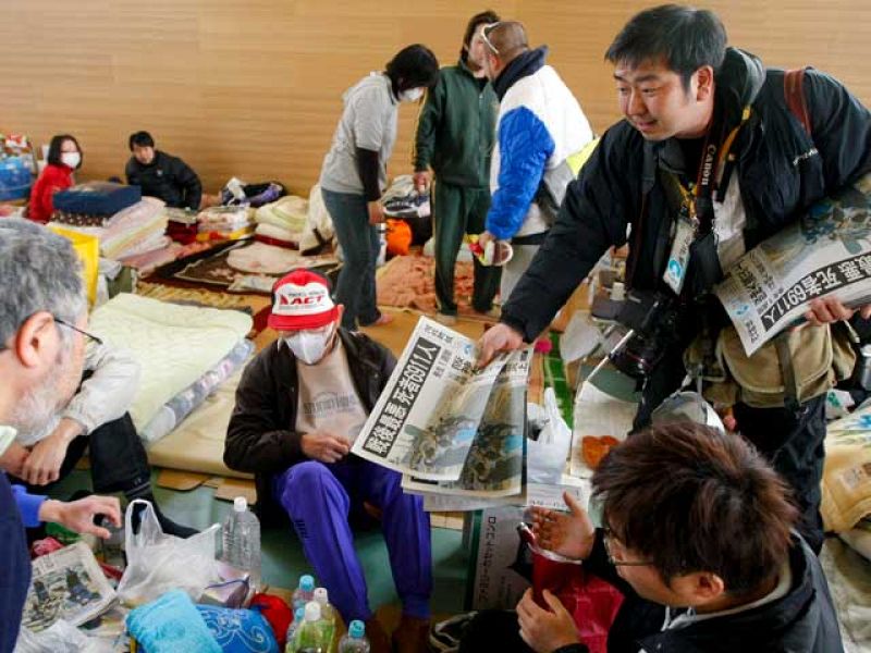  Trabajan para refrigerar Fukushima