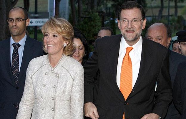 Rajoy y Aguirre discrepan