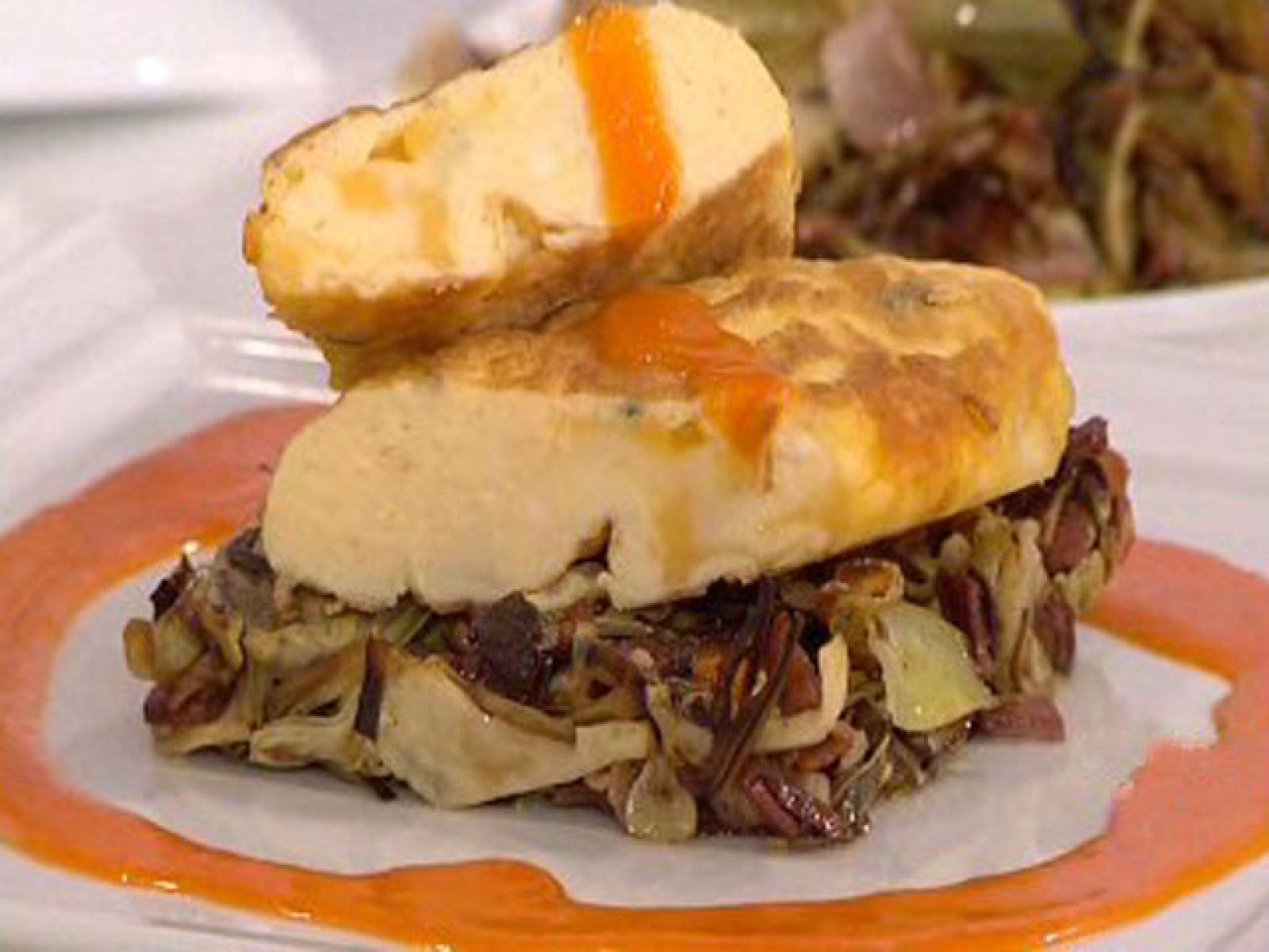 Tortilla a los cuatro quesos con salteado de alcachofa (21/03/11)