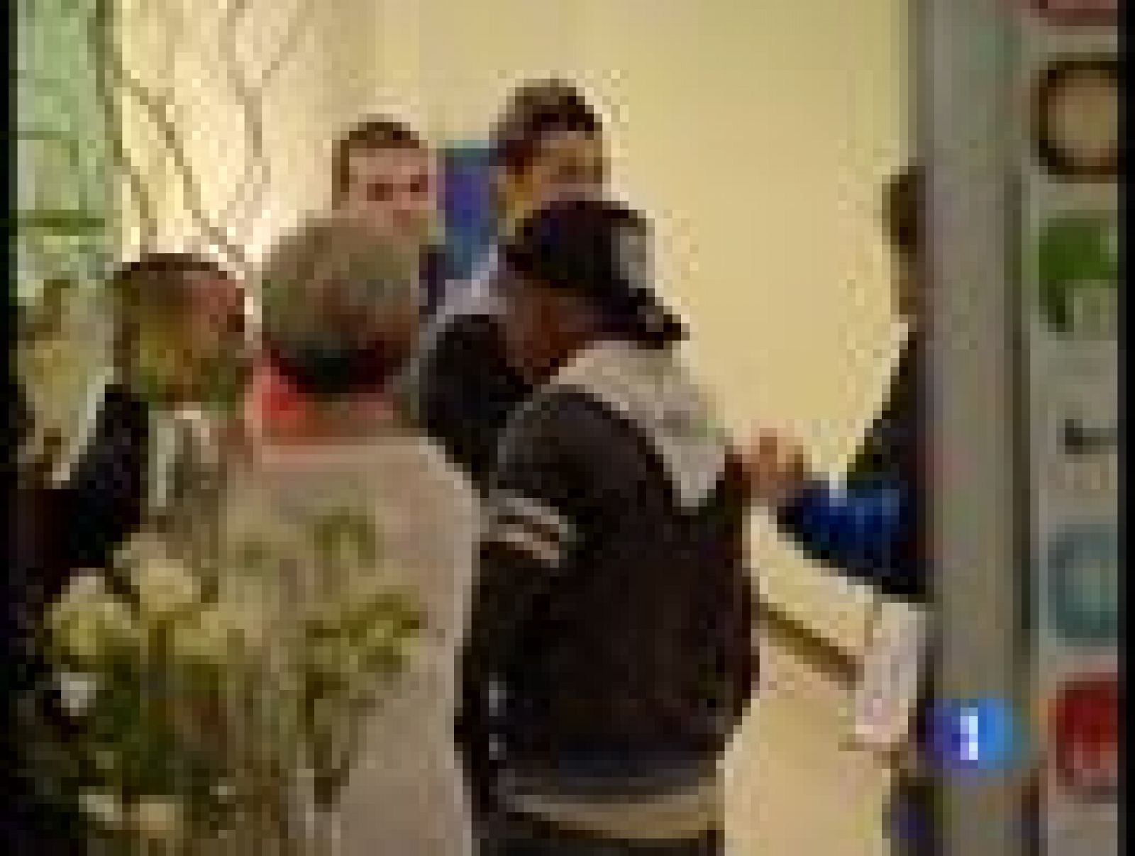 El entrenador del Real Madrid desvela que le gustaría volver a la Premier cuando cumpla su ciclo con el club blanco. Higuaín ya toca balón en los entrenamientos, mientras se espera el regreso de Cristiano