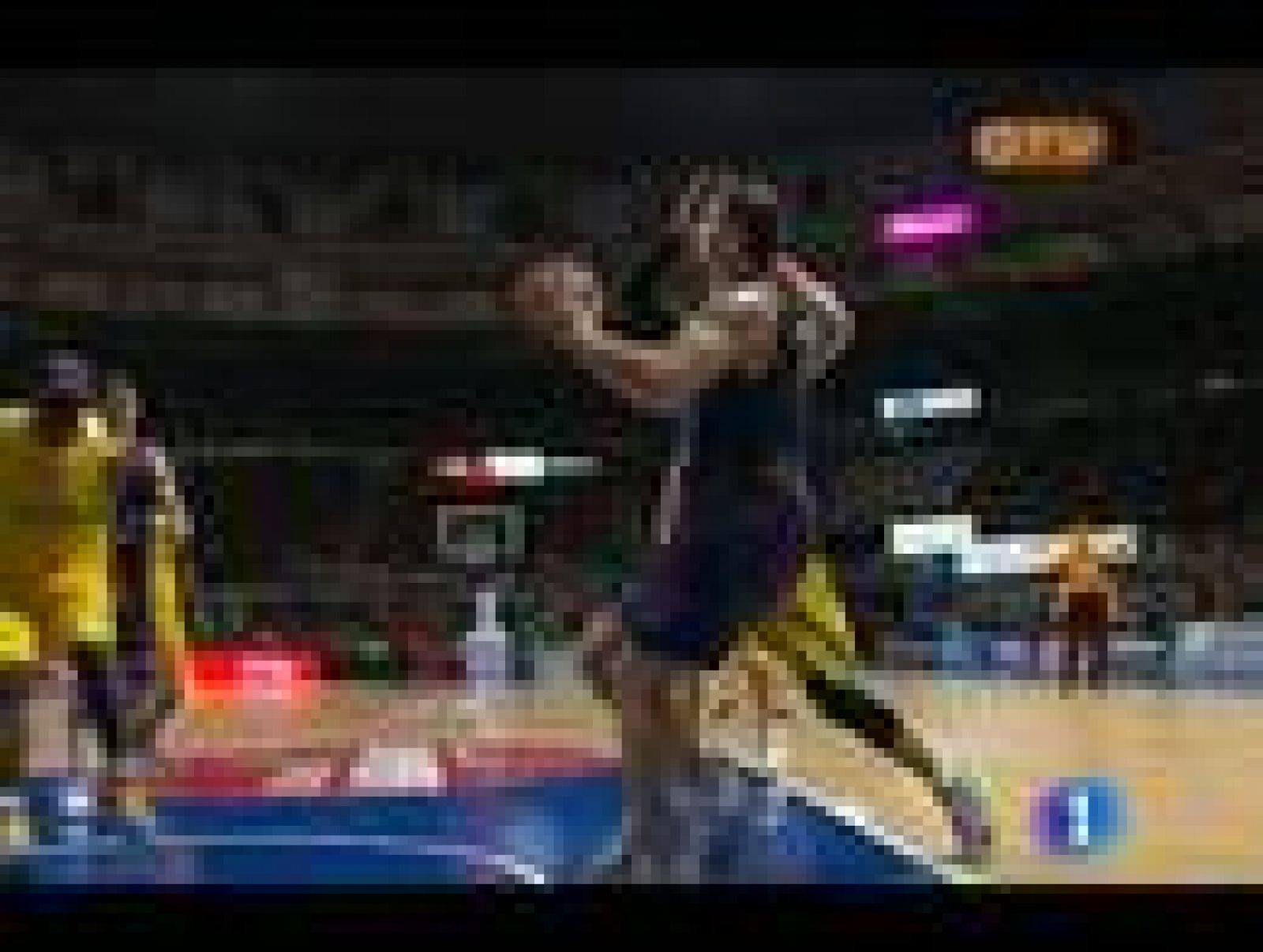 Repasa las tres mejores jugadas de la primera jornada de cuartos de final de la Euroliga