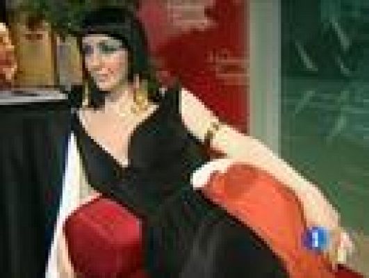Telediario 1 - El cine sigue llorando a Liz Taylor