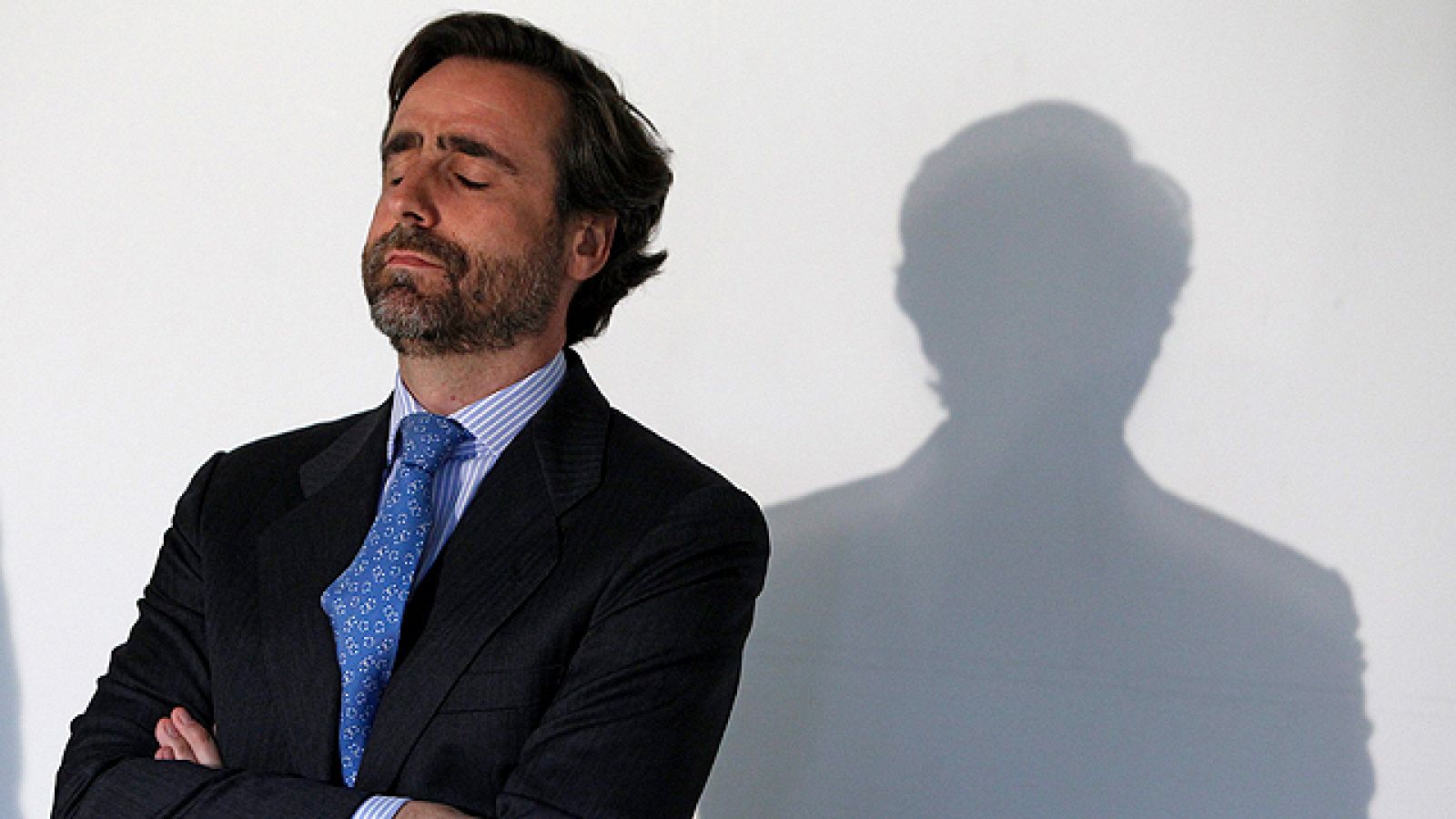 El patriarca de Nueva Rumasa, José María Ruiz-Mateos, y su hijo Javier Ruiz-Mateos Rivero están citados a declarar el próximo lunes como imputados en la investigación que sigue el Juzgado de Instrucción número 45 de Madrid contra el Rayo Vallecano po