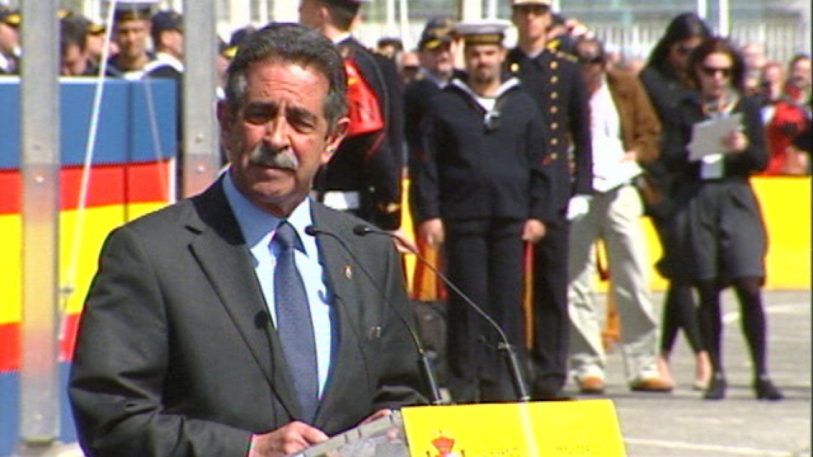  Zapatero nuevamente preguntado por su candidatura en las elecciones