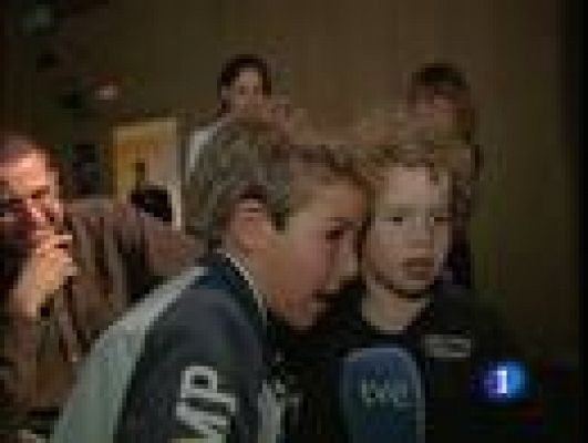 Telediario 1 - El teatro no se puede piratear