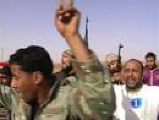 Telediario 1 - Los rebeldes retroceden a Ras Lanuf