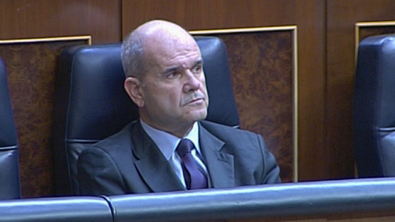 El PP ha acusado al vicepresidente Chaves de no colaborar con la justicia