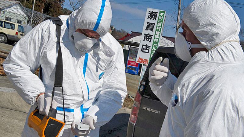  Las duras condiciones de trabajo de los 400 "héroes de Fukushima"