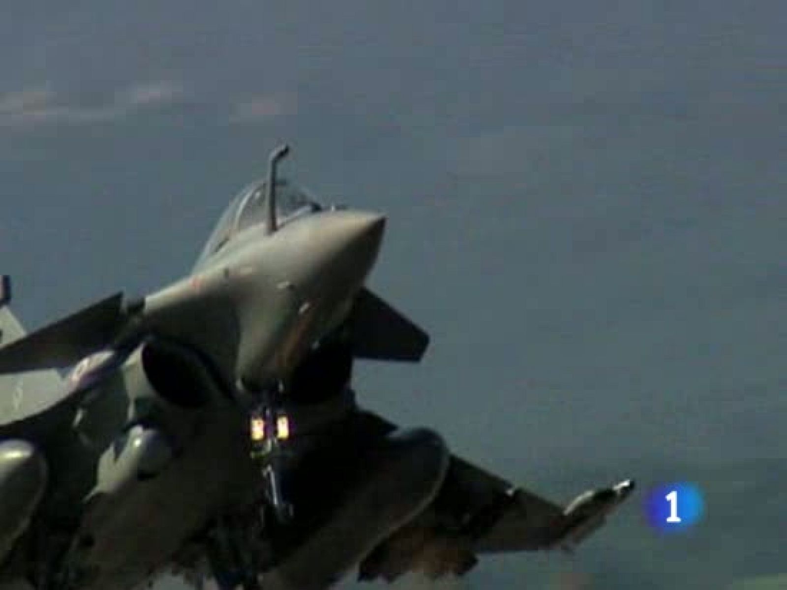 Desde hoy, la OTAN tiene el mando completo de las operaciones militares en Libia