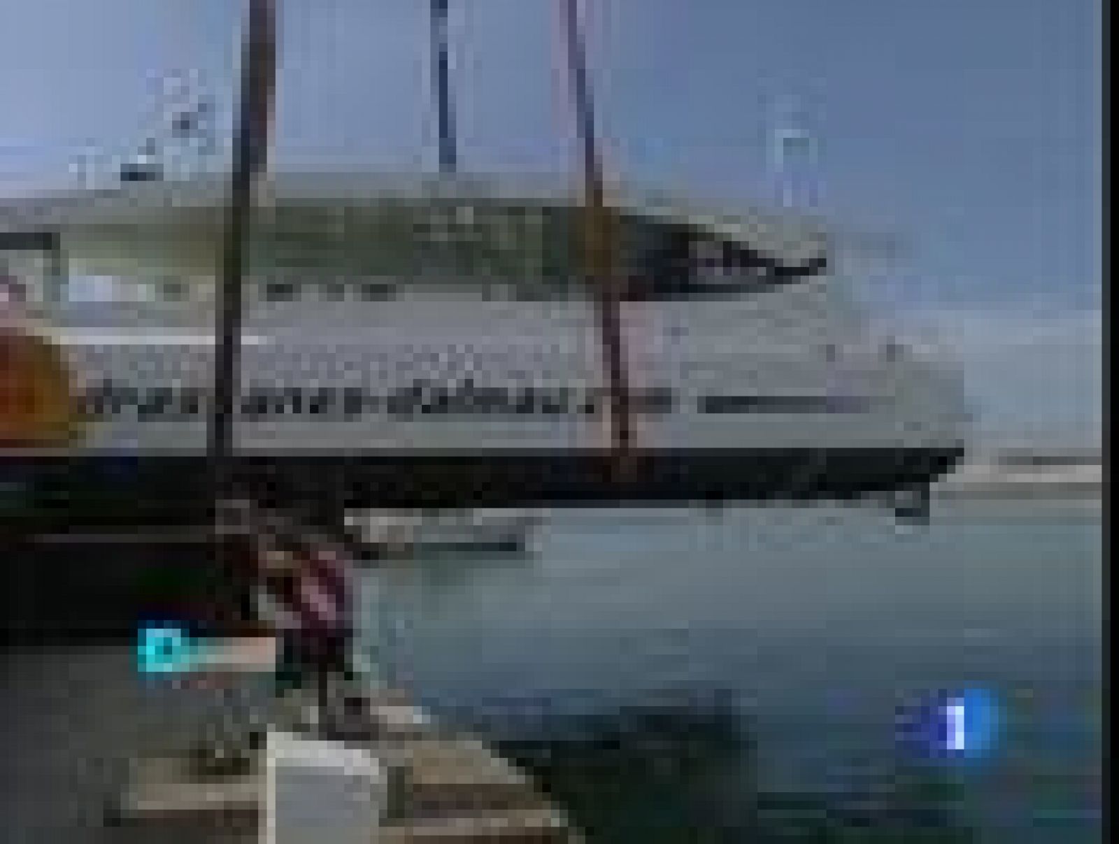 Telediario 1: Catamarán con energías renovables | RTVE Play
