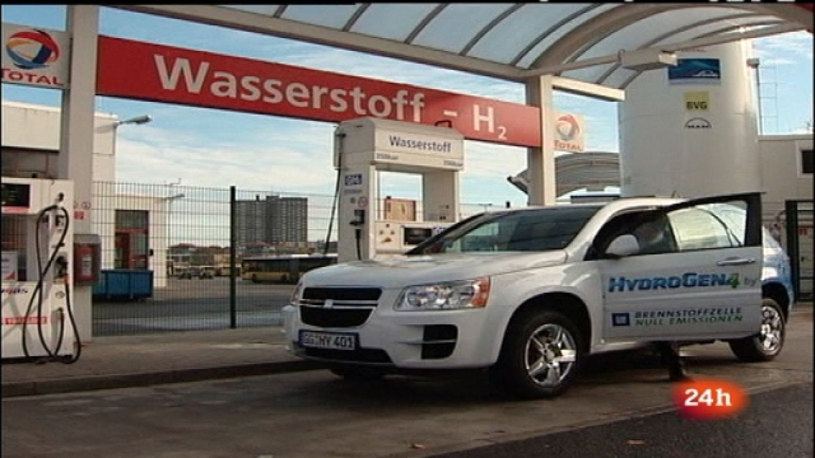 Europa 2011 - 01/04/11 - Apuesta por el coche ecológico. Enseñar Europa, nueva asignatura - Ver ahora