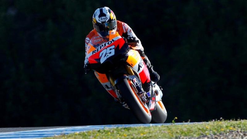 El piloto español de Honda marca el mejor tiempo en la jornada de tests libres. Takahasi en Moto 2 y Cortese en 125 cc le secundaron