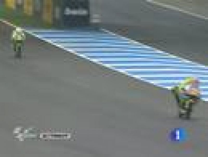 Segunda victoria del español, que aumenta su ventaja. En Moto2 el mejor fue Simón, sexto, y Márquez se fue al suelo tirado por Cluzel