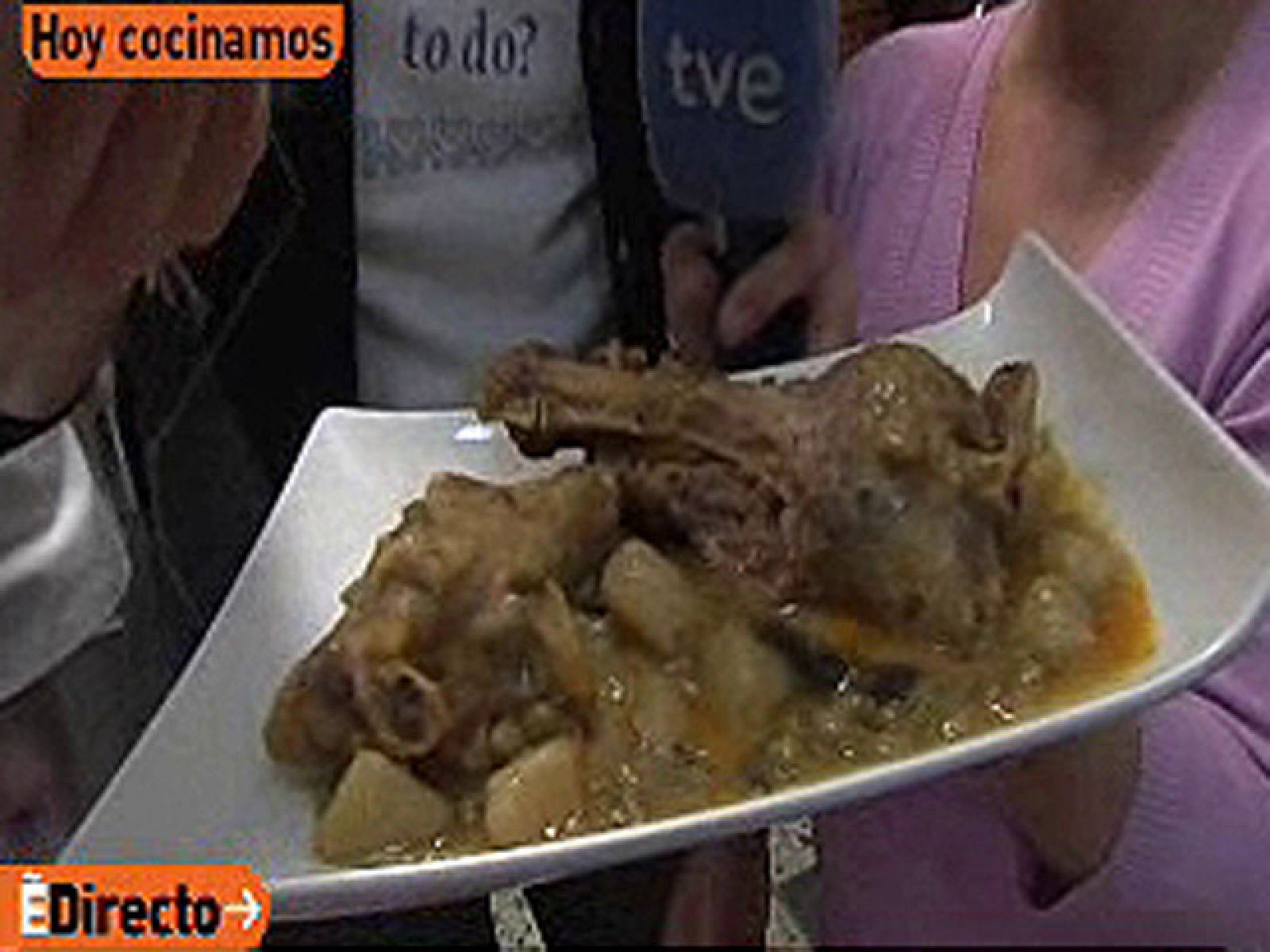 RTVE Cocina: Jarretes de ternasco con guarnición | RTVE Play