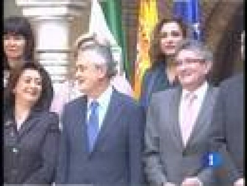 En Andalucía, toma posesión de su cargo el nuevo consejero de Gobernación y Justicia de la Junta