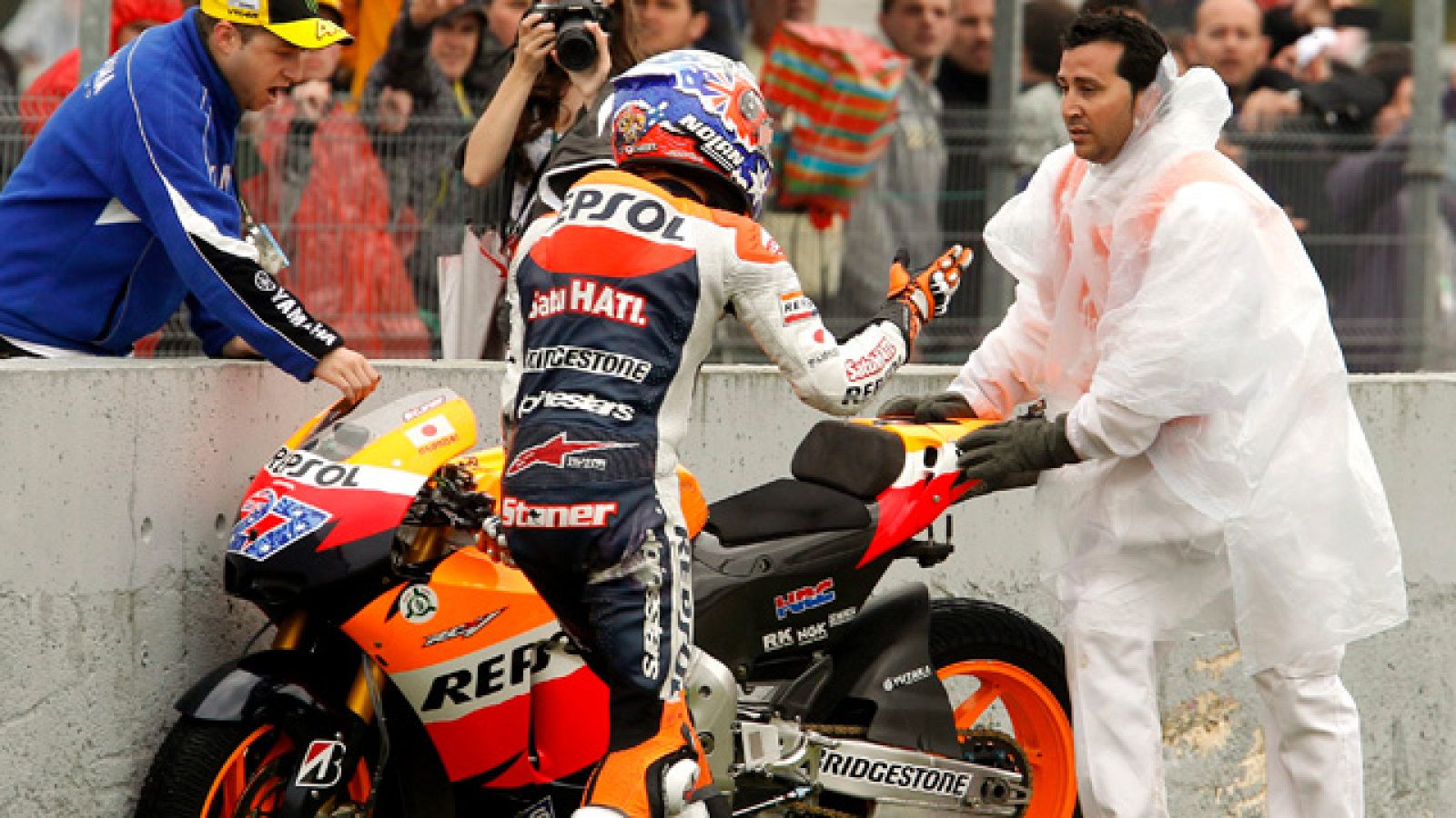 El incidente Rossi - Stoner, paso a paso | Ver