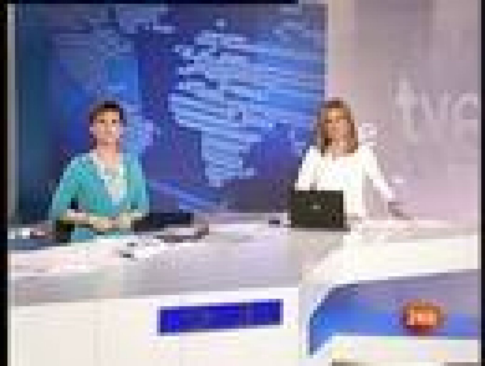 Telediario 1: Telediario Matinal en 4' - 07/04/11 | RTVE Play