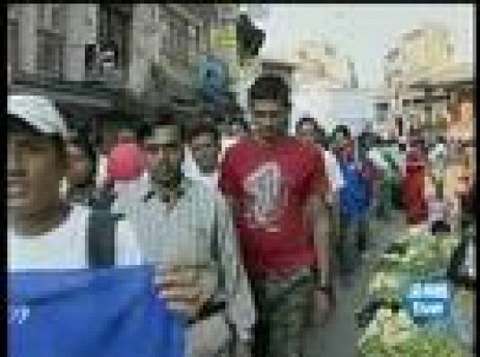  - Fin de la monarquía en Nepal