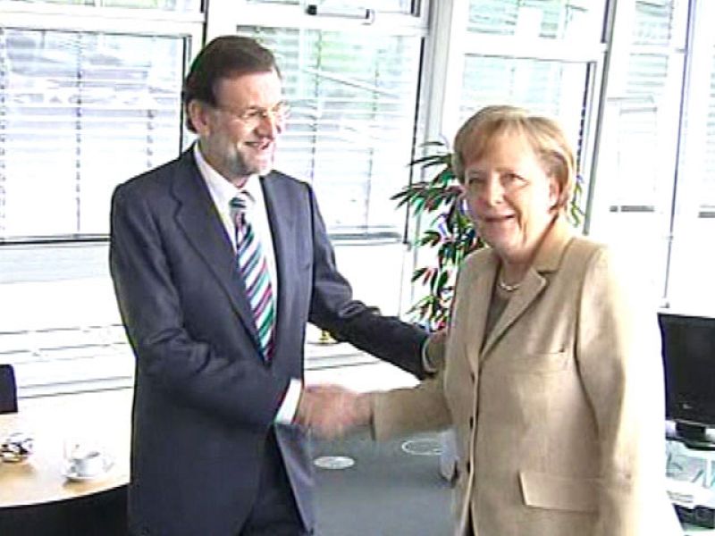 Rajoy apoya ante Merkel los acuerdos del último Consejo Europeo