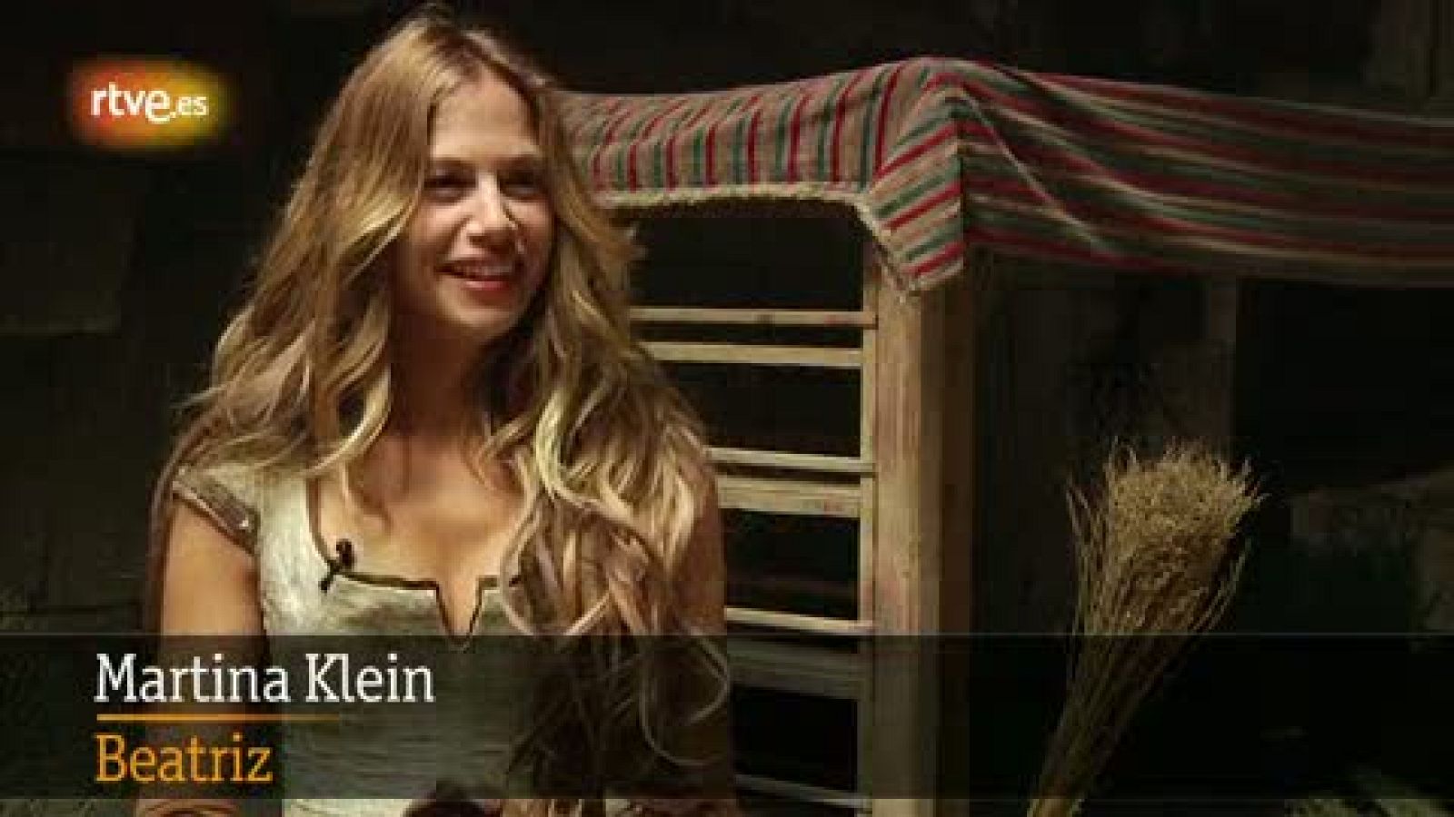 Águila Roja, la película - Martina Klein nos habla de Beatriz - Águila Roja | Ver