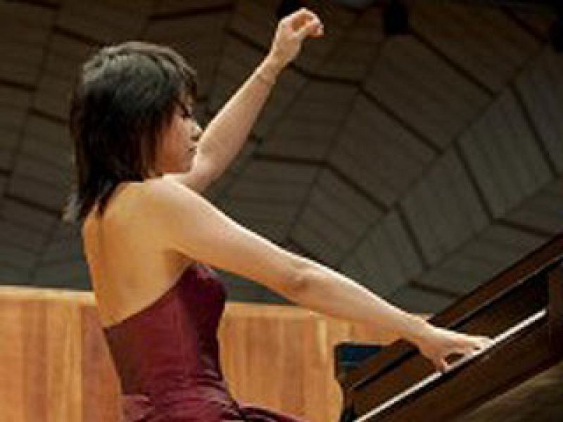 La pianista china Yuja Wang interpreta a Rachmaninov