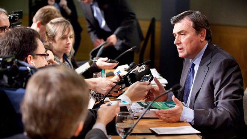  El Fondo Monetario Internacional ha alertado a los países afectados por la crisis económica, sobre la necesidad de evitar la complacencia y seguir adelante con las medidas económicas que sean necesarias