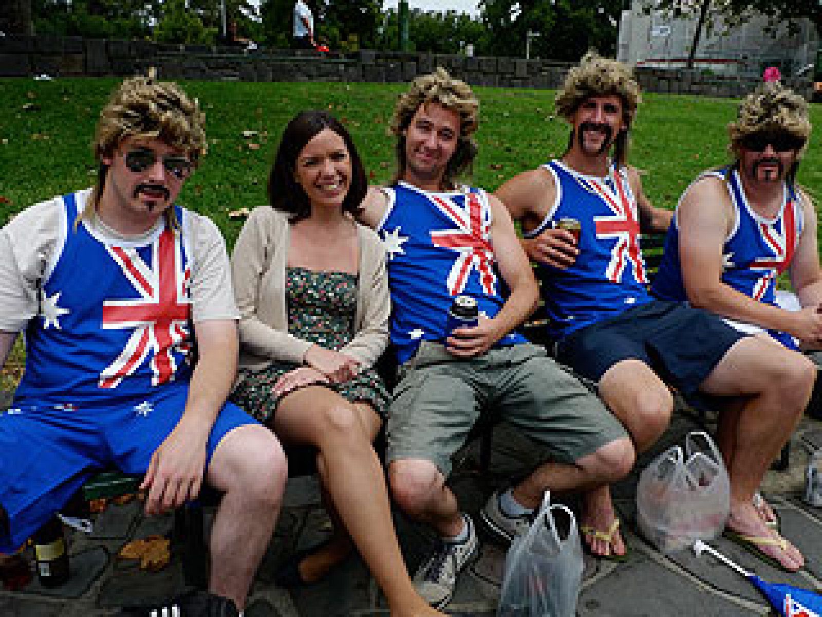 Españoles en el mundo - Melbourne - Tomas falsas