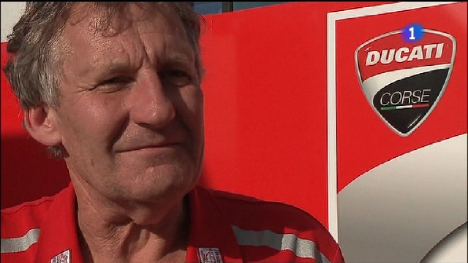 Sin programa: Paddock GP: Entrevista a Burgess | RTVE Play