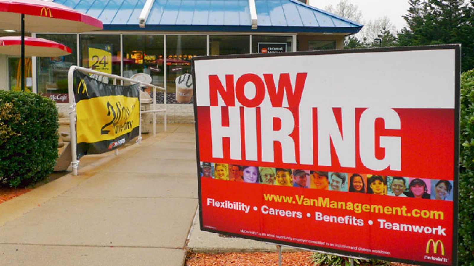 Gigantesca campaña de contratación de McDonald's en EE.UU. | Ver