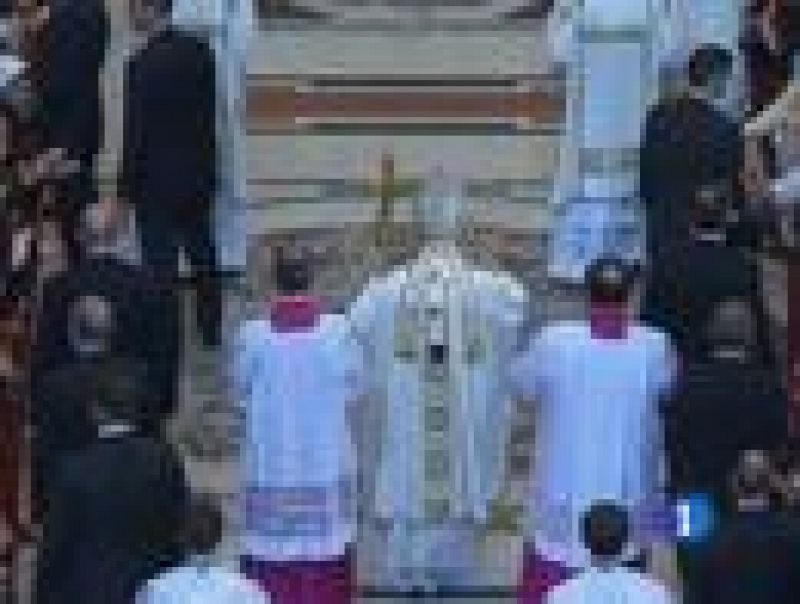 Benedicto XVI: Los cristianos se han convertido en un pueblo alejado de Dios