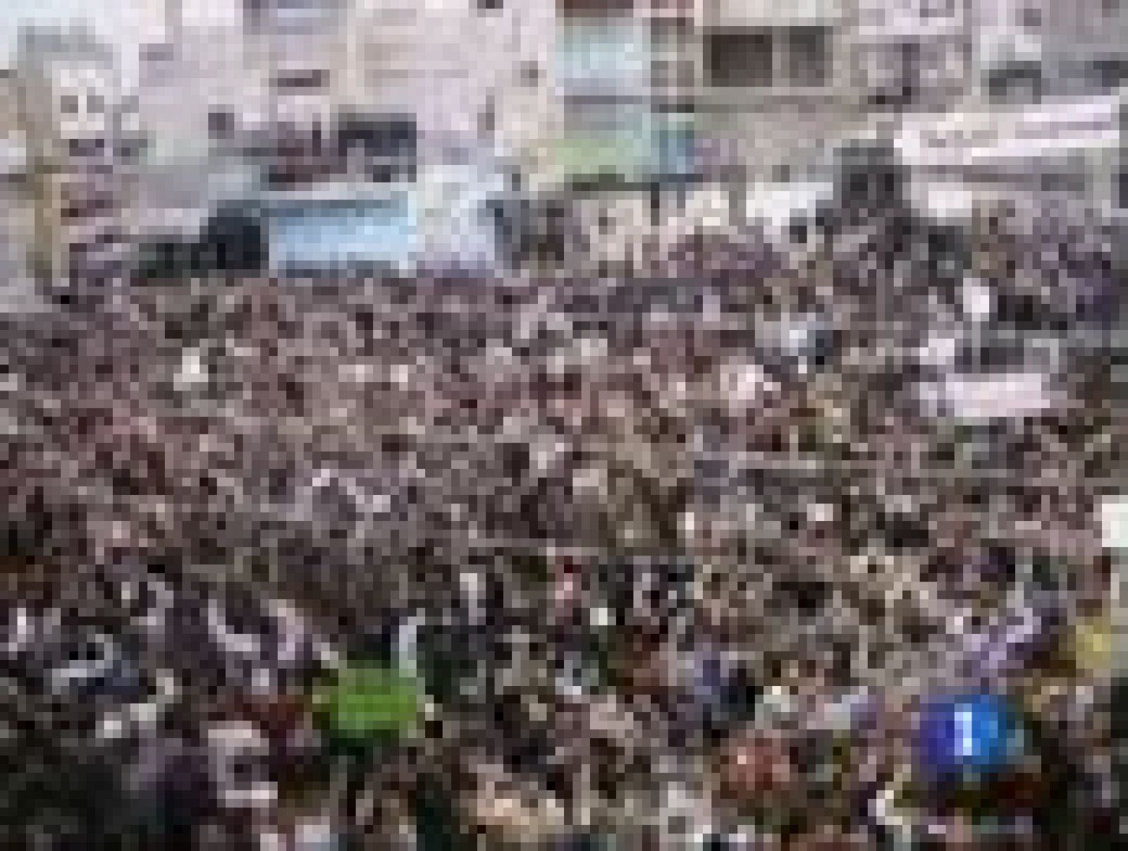 Decenas de miles de sirios vuelven a manifestarse contra el Gobierno | Ver