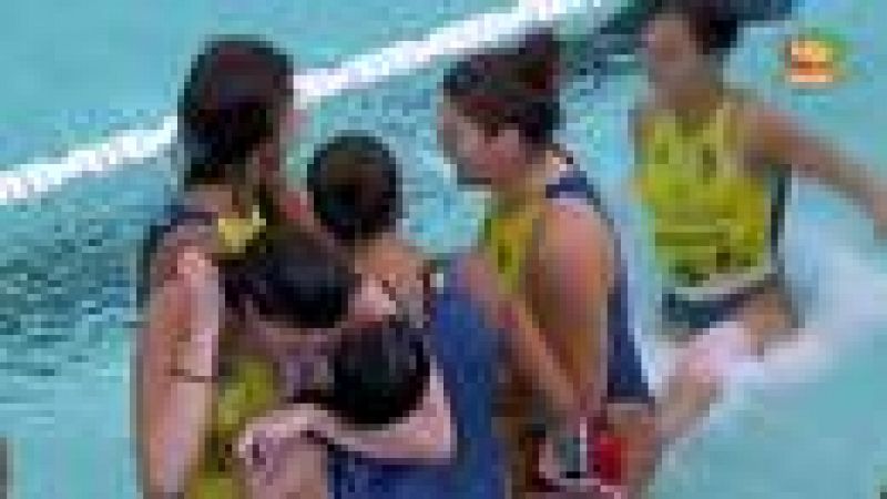 El CN Sabadell Aastralpool se ha proclamado campeón de Europa de  waterpolo en categoría femenina tras superar este domingo en la final  al Orizzonte Catania (13-8) italiano, que partía como favorito en la  Final Four celebrada en Can Llong (Sabadell