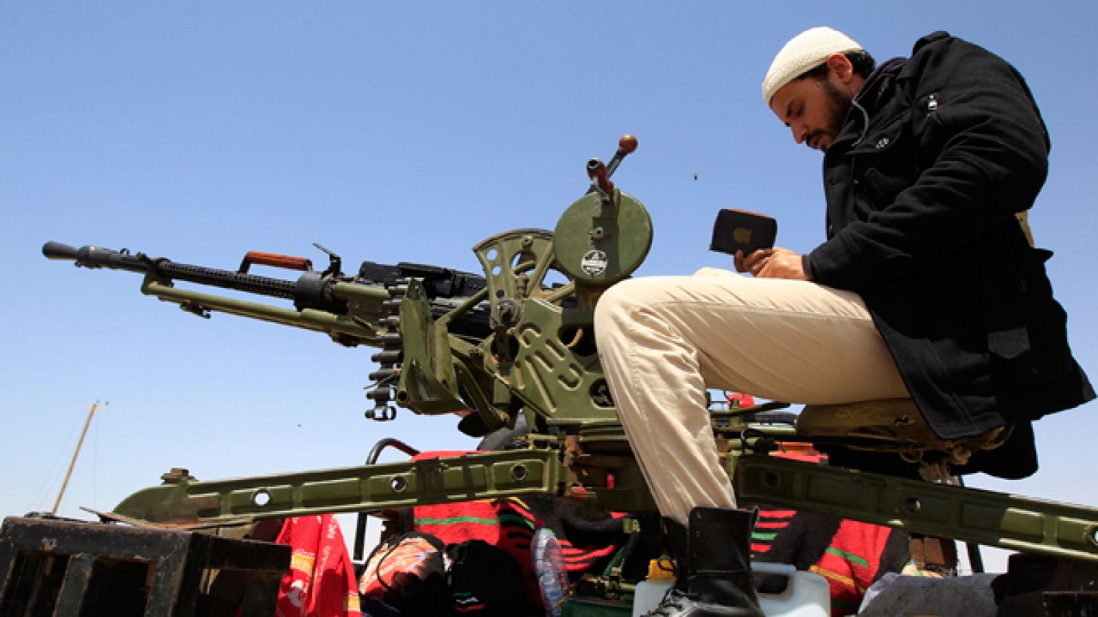 La OTAN estrecha el cerco sobre Gadafi