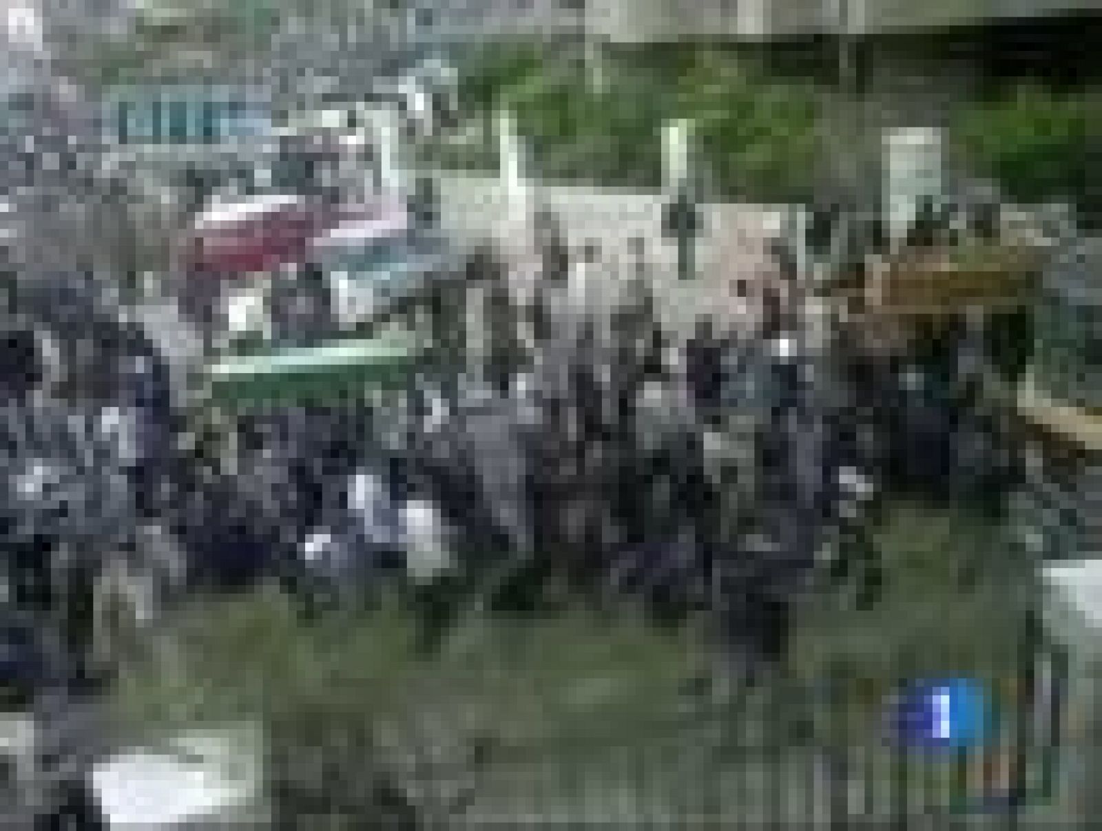 Telediario 1: Siria reprime a tiros nuevas protestas de la oposición  | RTVE Play
