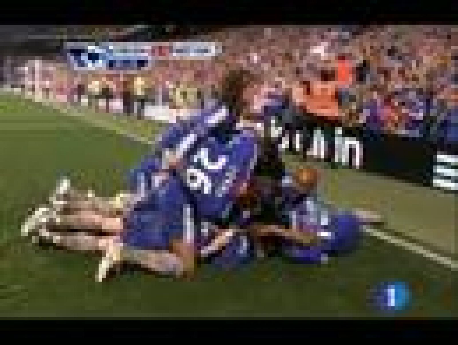 Telediario 1: Torres rompió su gafe como 'blue' | RTVE Play